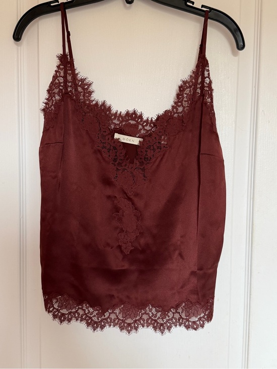Doen Tops - Dôen Lace Trim Silk Cami BNWT